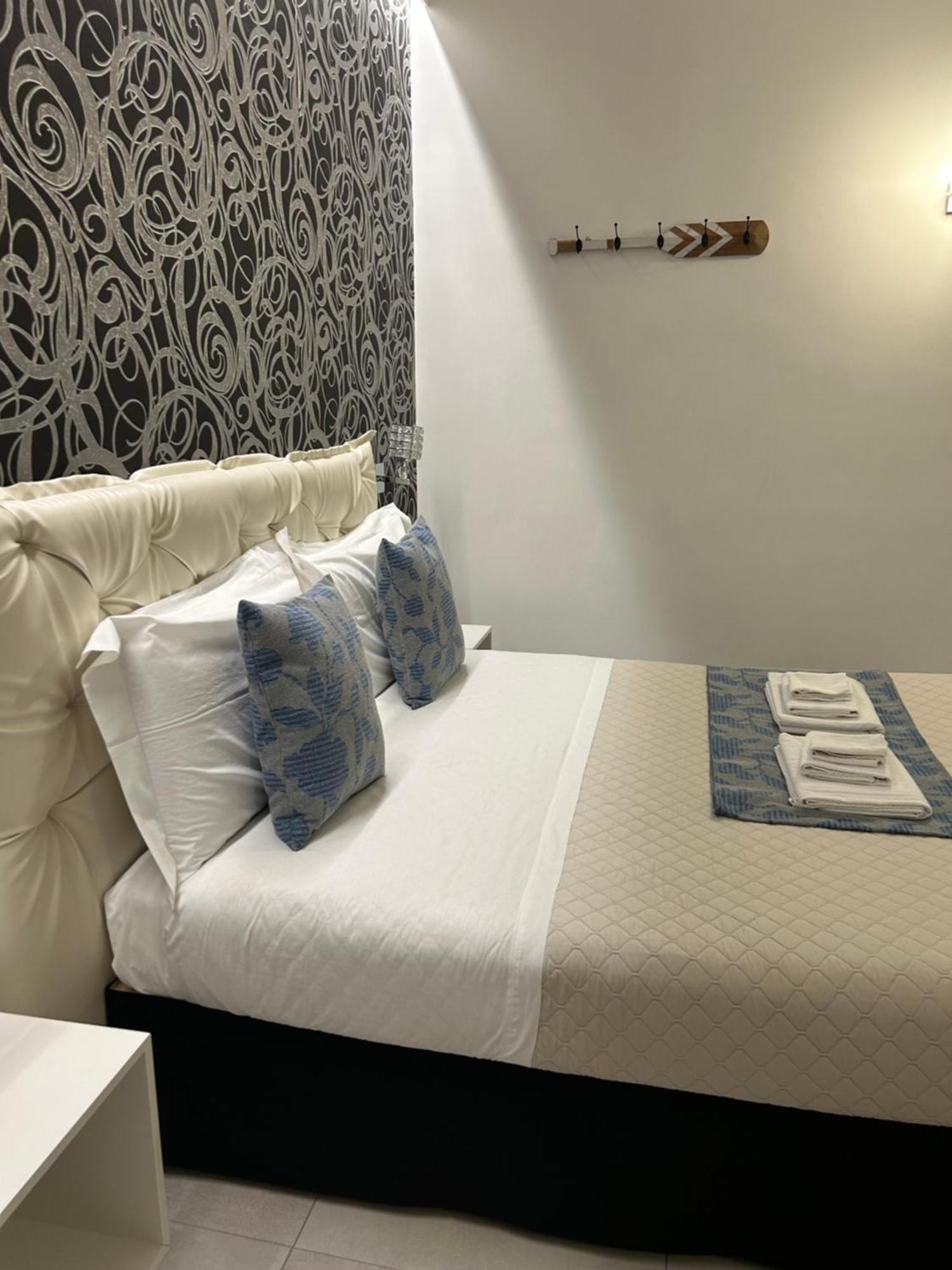 Alba Rooms ลาสเปเซีย ภายนอก รูปภาพ